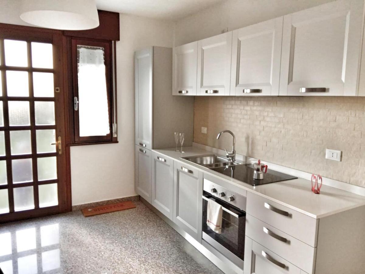 Red Tower Venice Apartment - 2 Mins From Vce Airport- Free Wifi Tessera Zewnętrze zdjęcie