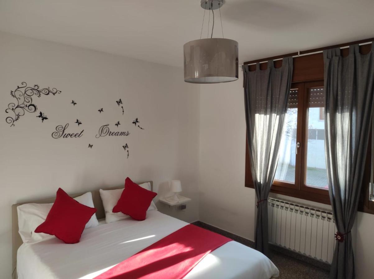 Red Tower Venice Apartment - 2 Mins From Vce Airport- Free Wifi Tessera Zewnętrze zdjęcie