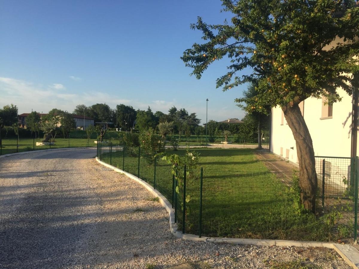 Red Tower Venice Apartment - 2 Mins From Vce Airport- Free Wifi Tessera Zewnętrze zdjęcie
